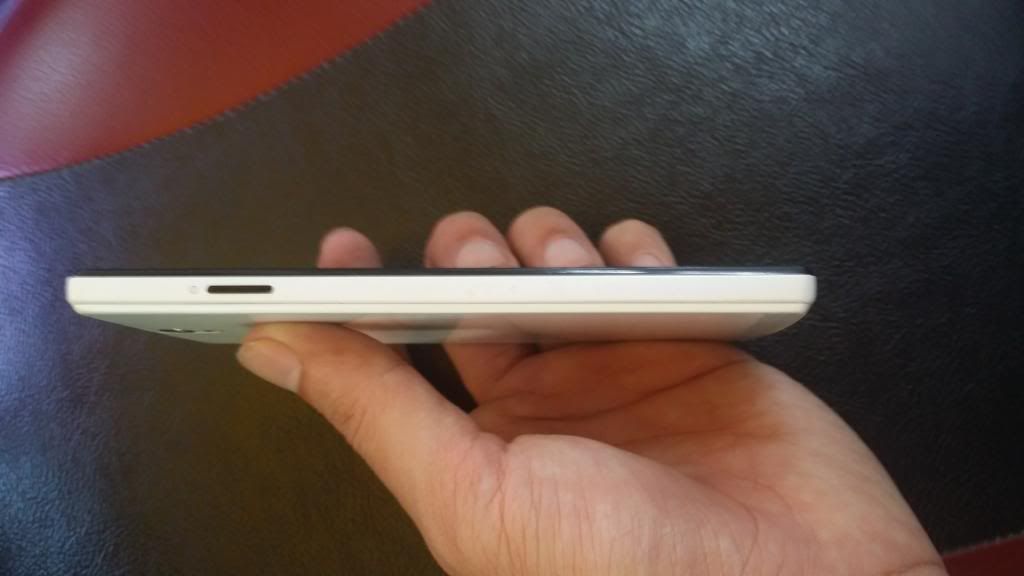 HTC Desire 600 = 3tr7, OppO Find 5 Mini = 3tr750. Hai máy CTY , Màu trắng . 99% - 2