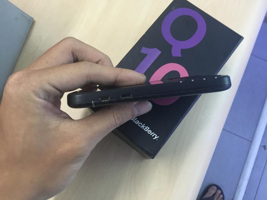 Cuối năm bán nhanh em Q10 .Đẹp keng . FULLBOX . Giá tốt 3tr6 cho ae mua xài - 2