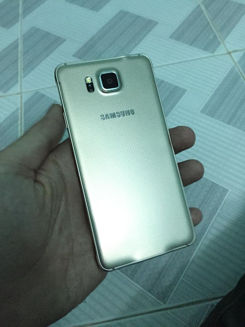 Galaxy Alpha GOLD , Hàng CTy , Likenew, FULLBOX,còn bảo hành gần 12tháng - 1