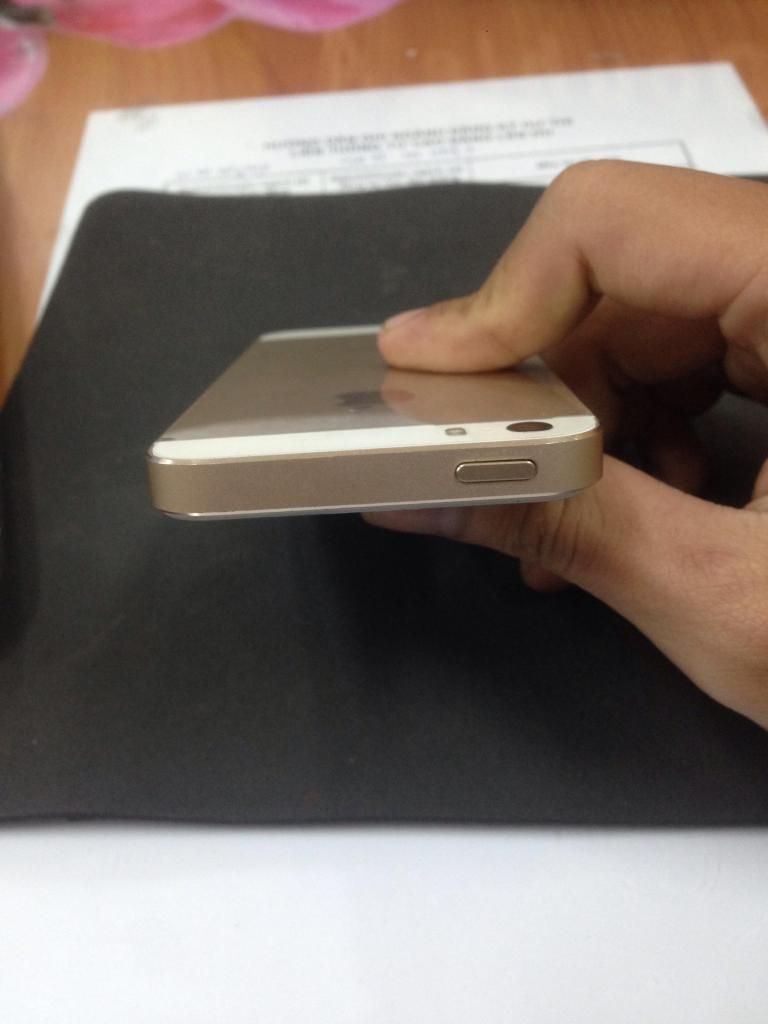 Ip 5-32gb WOrld lên FULL 5S-32Gb GOLD . Giá ok . máy 99% - 5