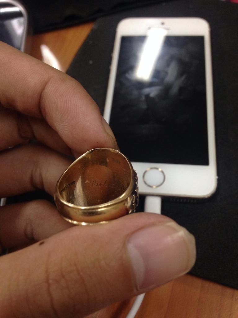 Bán 1 em Nhẫn MỸ . ĐÚng hàng . Năm 1973 - 5