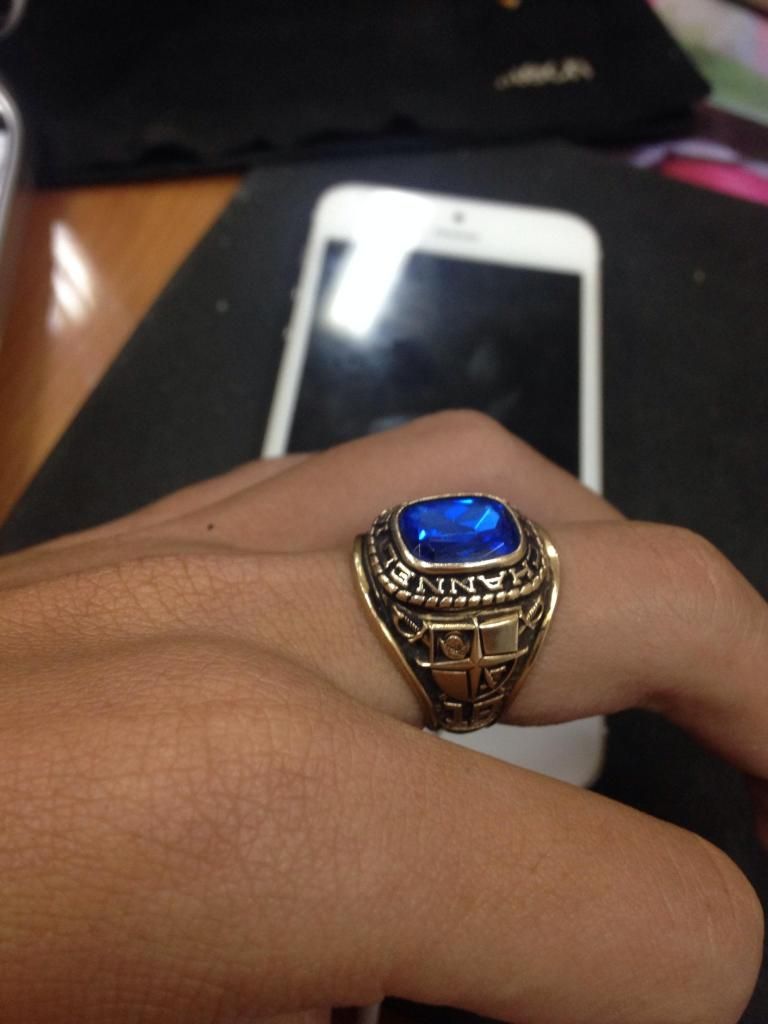 Bán 1 em Nhẫn MỸ . ĐÚng hàng . Năm 1973