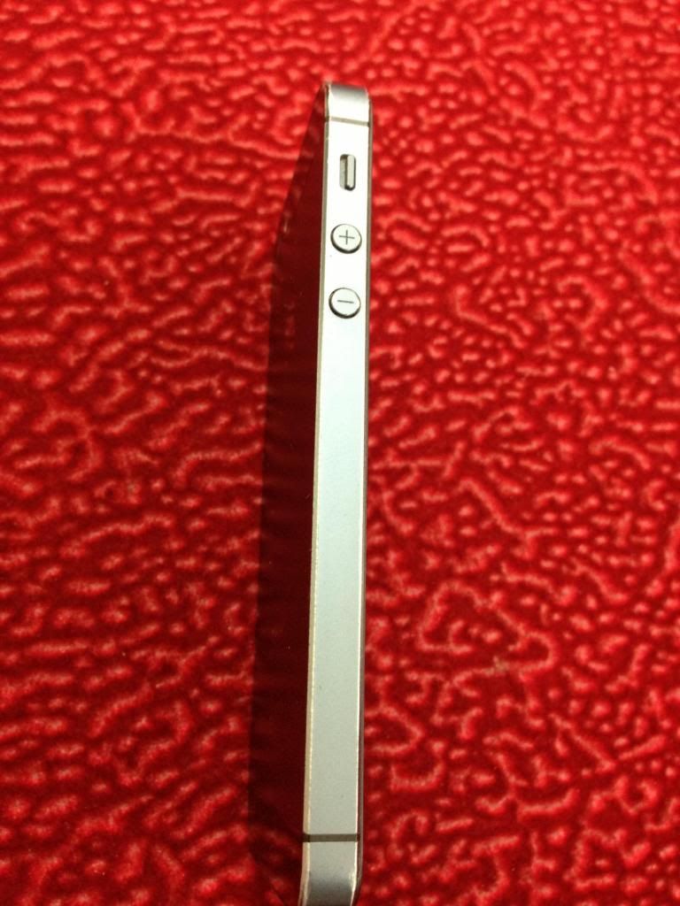 Bán nhanh em Ip5-16GB Black quốc tế , Ngoại hình tạm ổn bán giá rẻ cho ae xài 7tr8x - 2