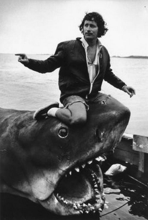 [Image: Steven-Spielberg-on-the-set-of-Jaws.jpg]